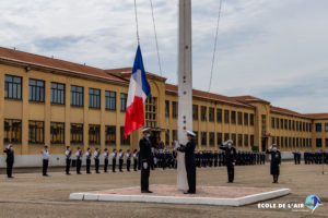 Cérémonie mensuelle des couleurs et commémoration de la dernière citation du capitaine Guynemer Cérémonie mensuelle des couleurs et commémoration de la dernière citation du capitaine Guynemer